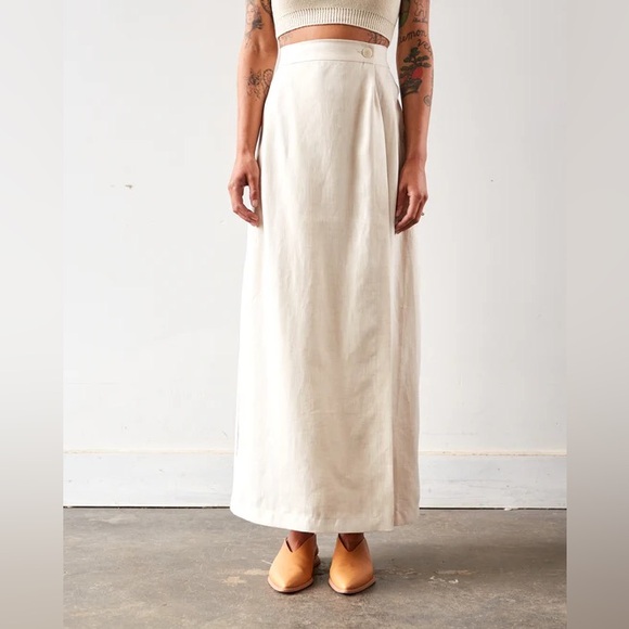 Cordera Long Linen Wrap Skirt in Natural, One Size - Picture 1 of 7
